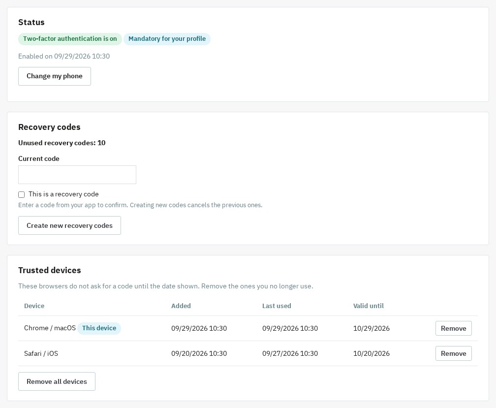 "My two-factor authentication" page: status on, 10 unused recovery codes and the list of trusted devices (Chrome / macOS, Safari / iOS) with their expiry date