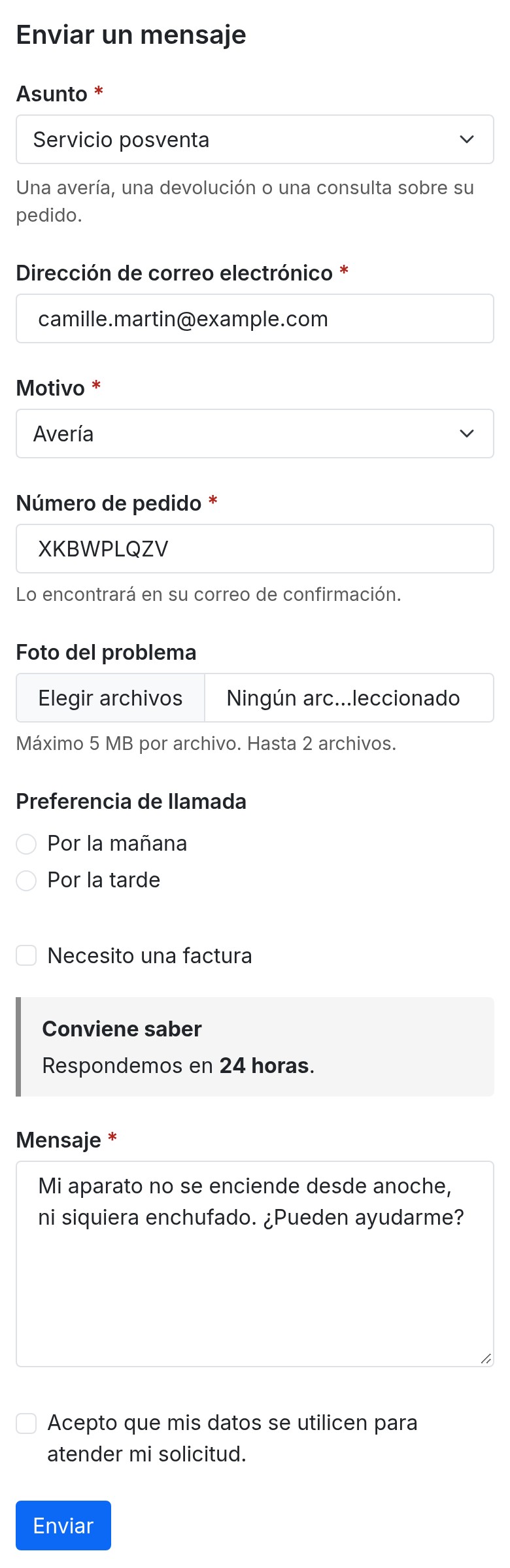 Formulario de contacto en un teléfono: asunto, correo, motivo, número de pedido, foto, preferencia de llamada, bloque de información, mensaje, casilla de consentimiento y botón Enviar