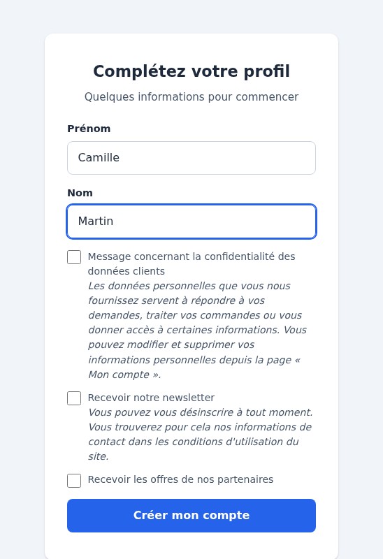 Étape du profil d’un nouveau client : prénom, nom et cases de confidentialité, de newsletter et d’offres partenaires de la boutique, puis le bouton Créer mon compte.